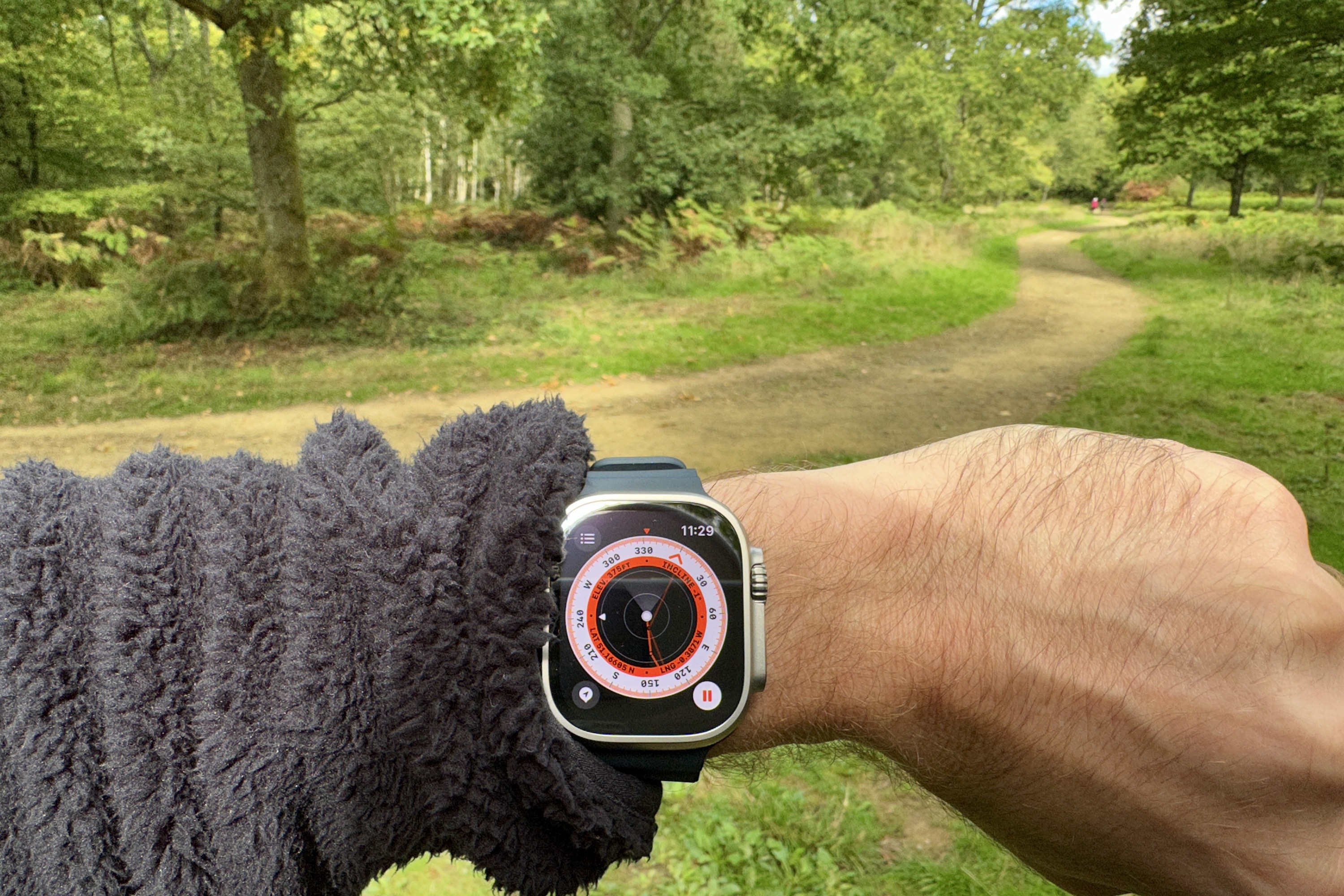 Back Track showing the direction to walk on the Apple Watch Ultra.