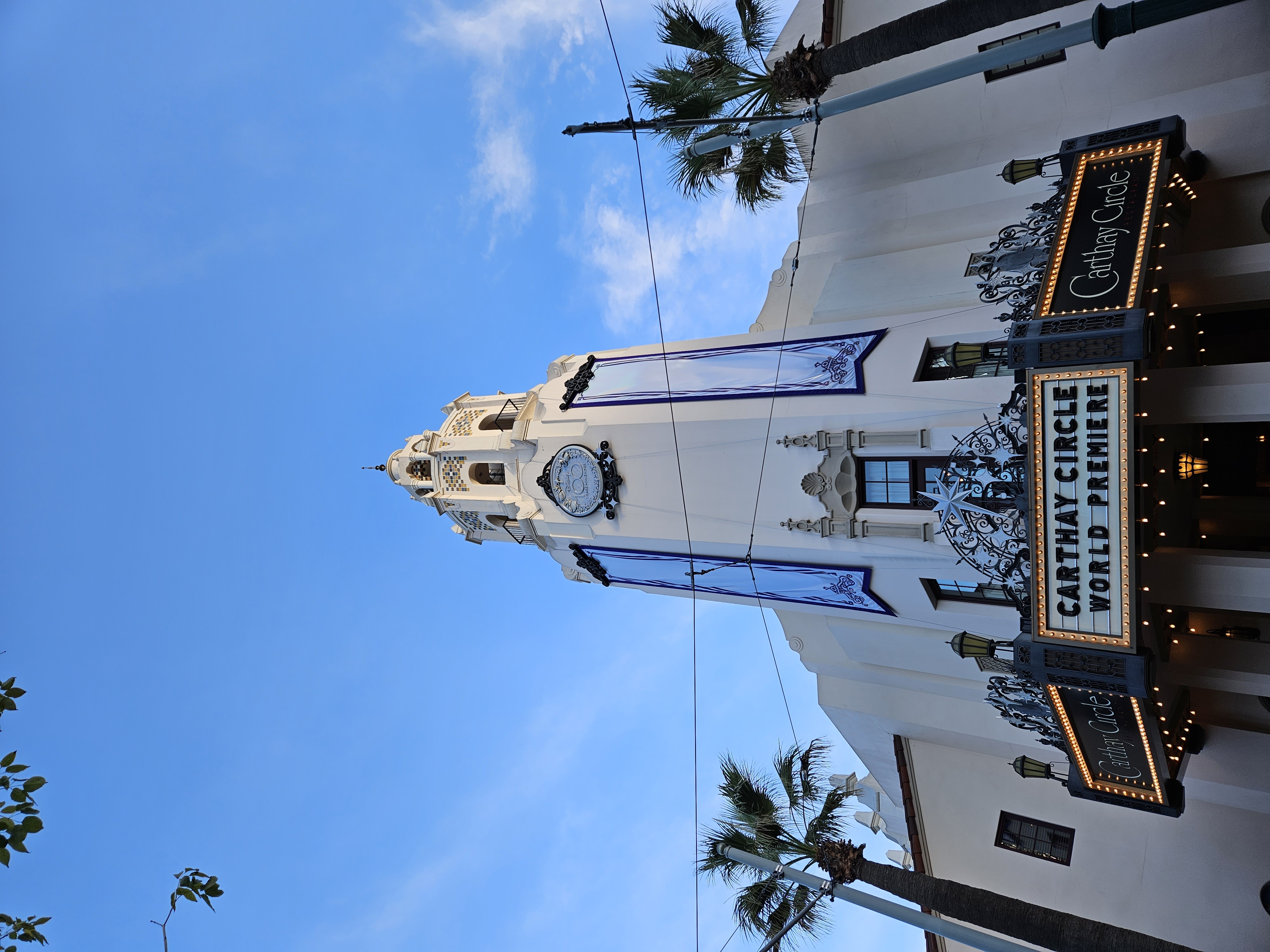 Photo of Carthay Circle at Disney California Adventure taken with Samsung Galaxy S23